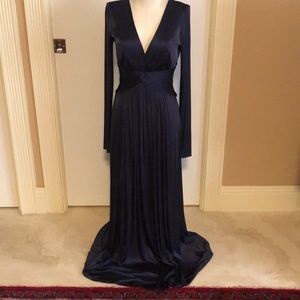Elegant Navy Blue Evening Gown